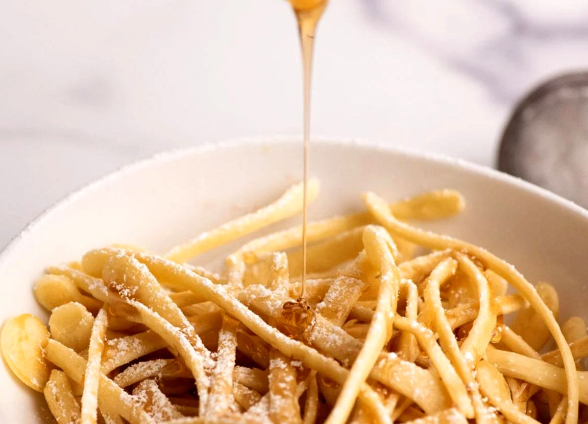 طرز تهیه پنکیک اسپاگتی تابه ای ساده