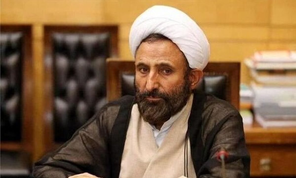 توضیحات عضو جبهه پایداری درباره طرح زیست عفیفانه/ پاسپورت و گواهینامه زنانی که کشف حجاب کنند، گرفته می شود
