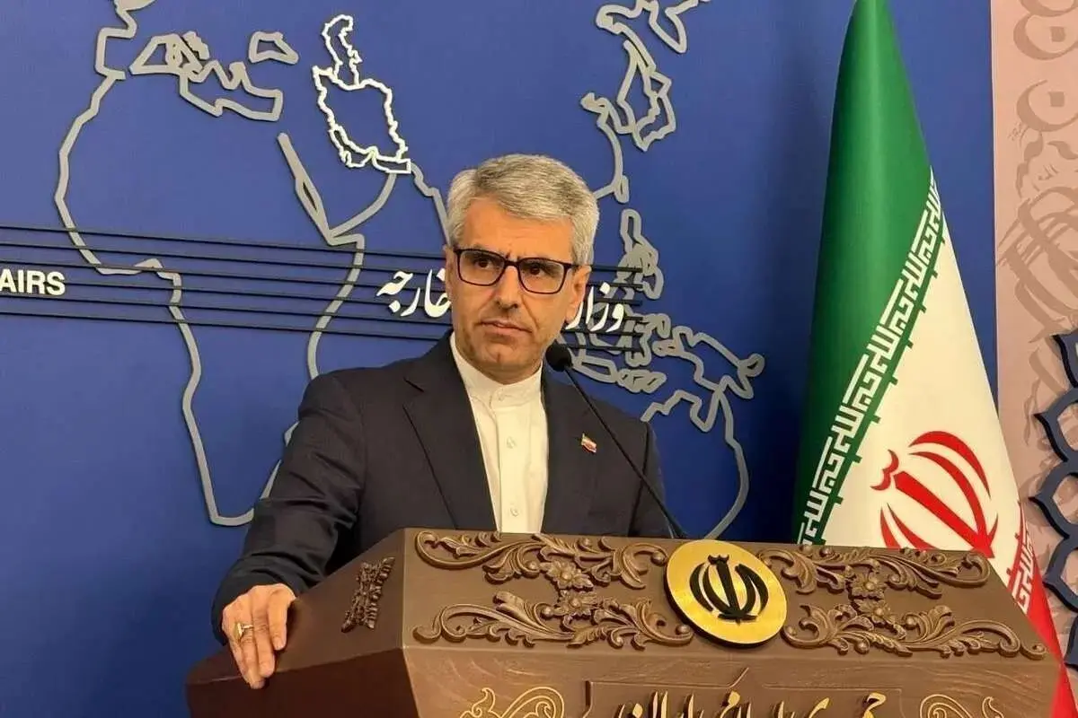 بقایی: پیش بینی گفتگو ها فعلا ممکن نیست، موضع ما تغییر نمی کند / تحریم همزمان با مذاکره قابل قبول نیست و در رویکرد ما تاثیر می گذارد