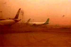 توفان شن پرواز فرودگاه زابل را لغو کرد