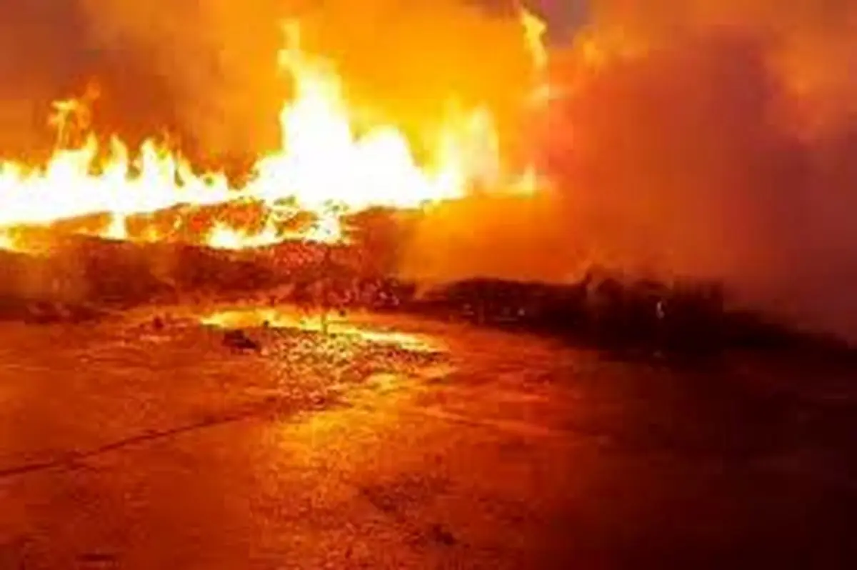 آتش‌سوزی گسترده بازار و خانه‌های اندونزی/ ویدئو 