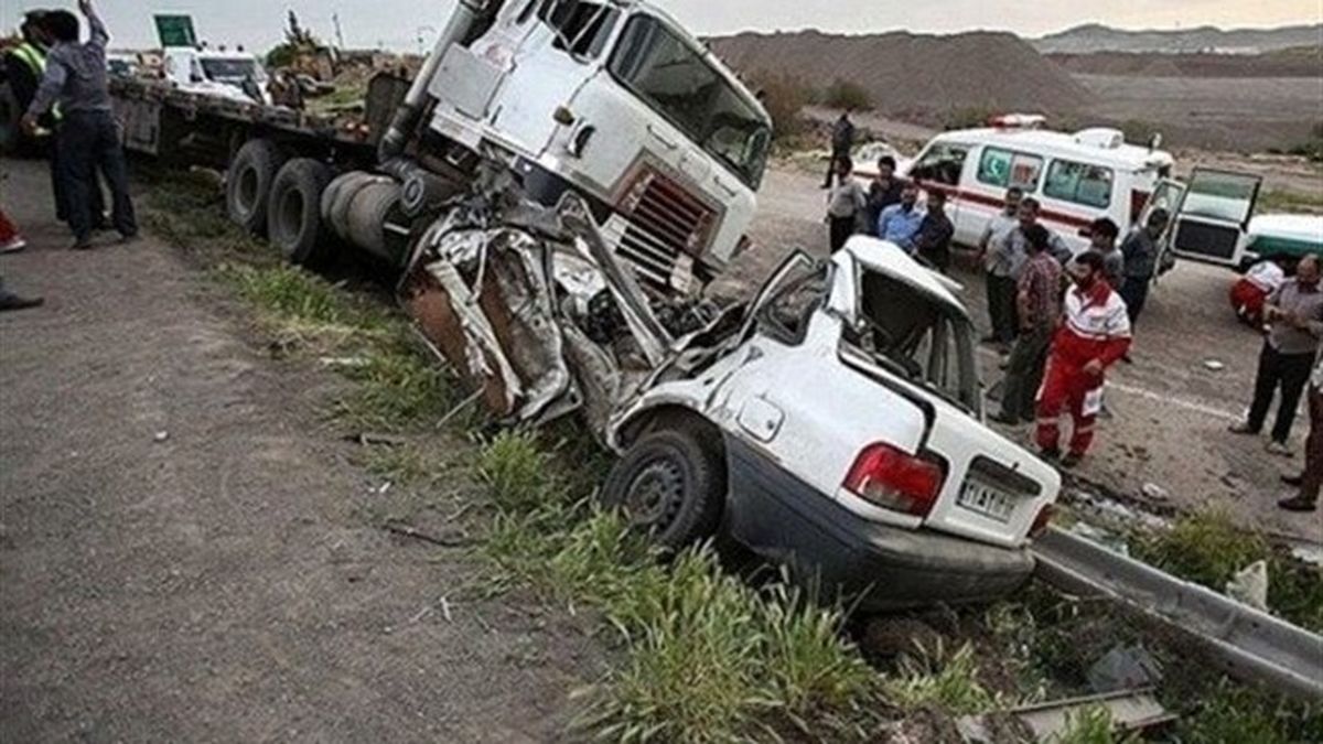 جزییات کشته شدن ۷ سرنشین پراید در تصادف با کامیون در محور کبودراهنگ