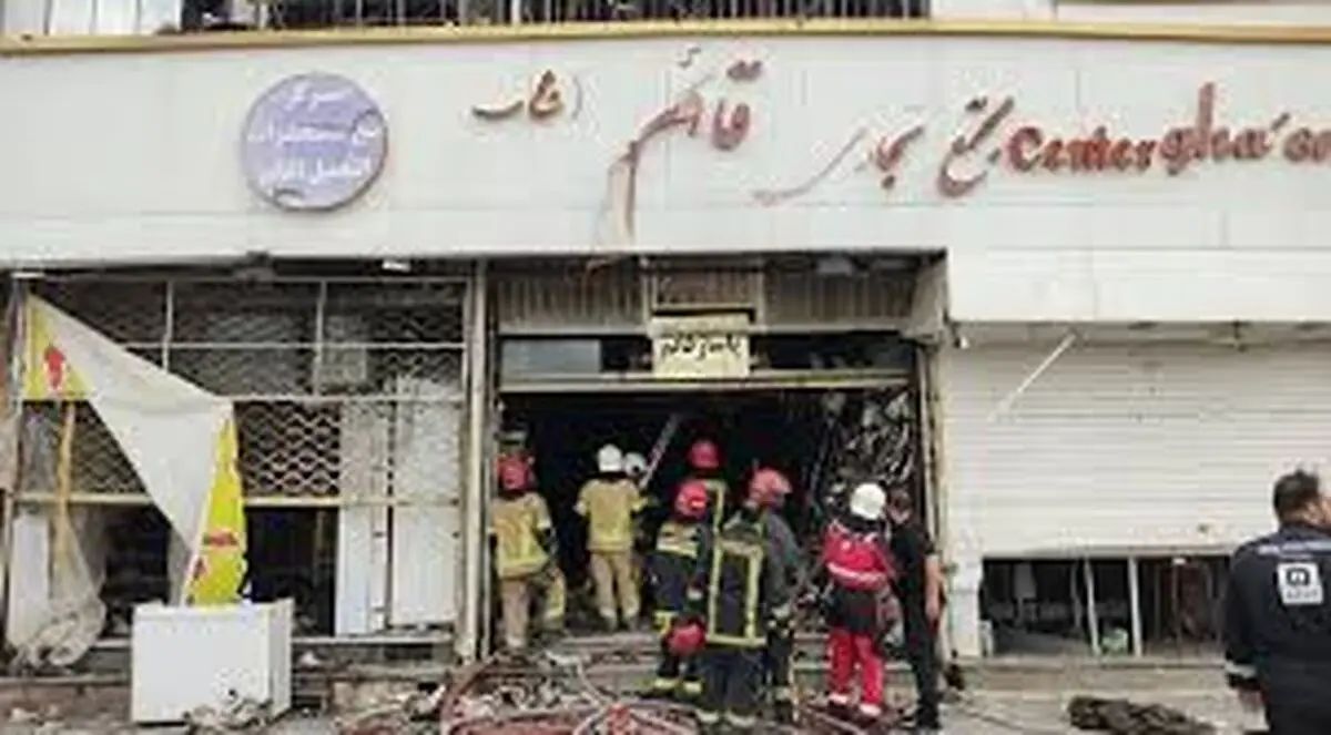 اولین تصاویر از داخل پاساژ قائم مشهد پس از حادثه آتش‌سوزی/ ویدئو