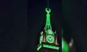 برخورد صاعقه به برج ساعت در مکه/ ویدئو