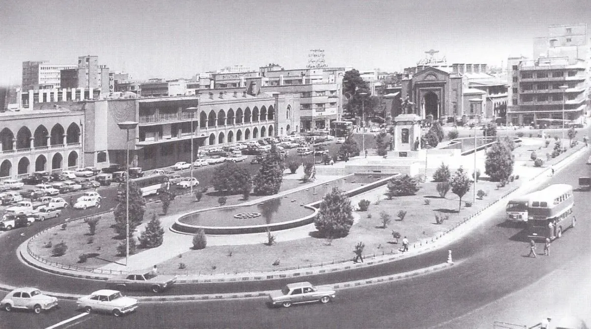 ویدئویی نادر از میدان توپخانه در سال ۱۳۰۶ 