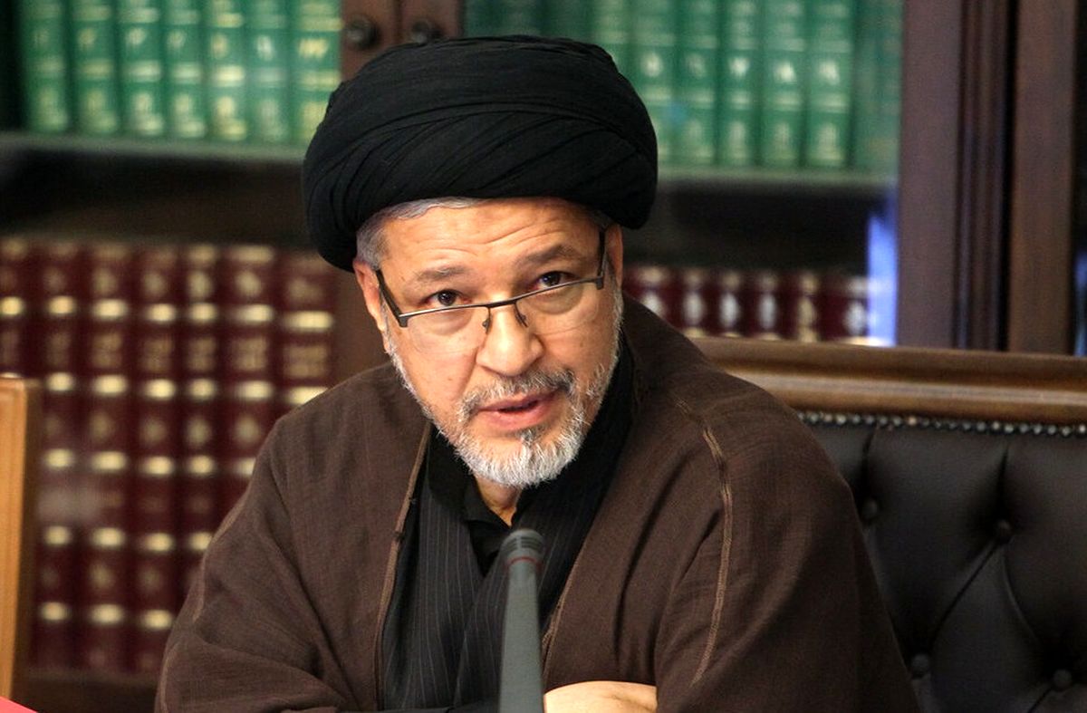 عاملی: بیحجابها با زور محجبه نمیشوند؛ نسل جوان ما روحانیون را مسخره میکند!