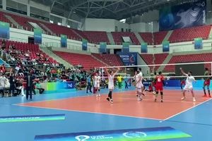 صعود راحت والیبالیست های ایران به نیمه نهایی آسیا
