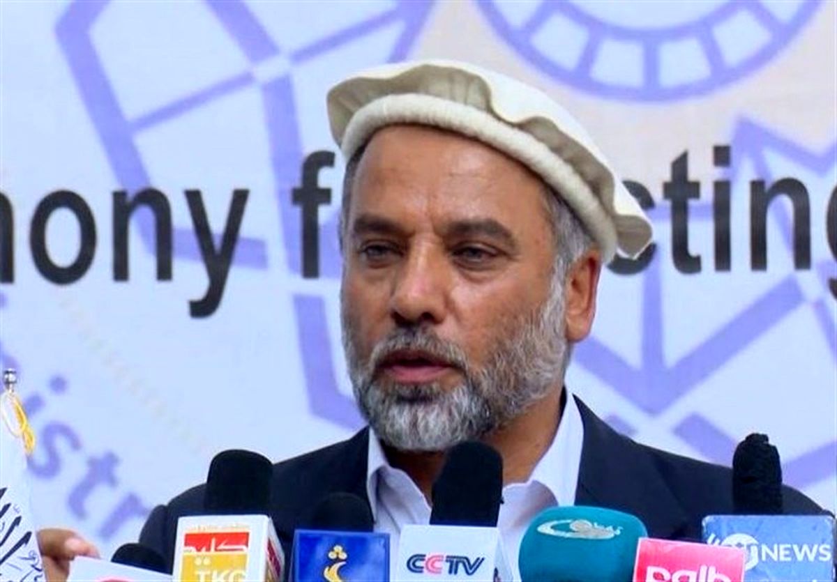 وزارت تجارت طالبان: برای تامین مواد اولیه با «قیمت‌های استثنایی» با ایران در حال رایزنی هستیم