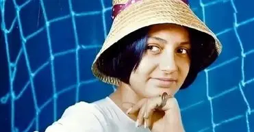 سفر در زمان؛ «گوگوش» در 26 سالگی و در سفر حج؛ سال 1355/ عکس