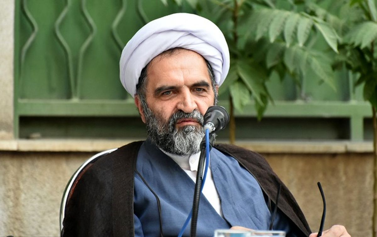 سروش محلاتی: ناکامیهای امروز ریشه در عدم موفقیت در مبارزه با تحجر و مقدس نمایی دارد