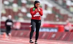 «فرزانه فصیحی»، مورد جدیدی از حاشیه ها در موضوع پرچم و سرود ملی