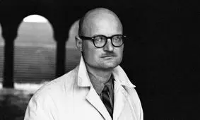 نویسنده مشهور درگذشت