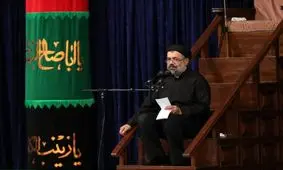 مداحی حاج محمود کریمی در سال ۹۸ در حضور رهبر انقلاب و در آخرین حضور شهید حاج قاسم سلیمانی/ ویدئو