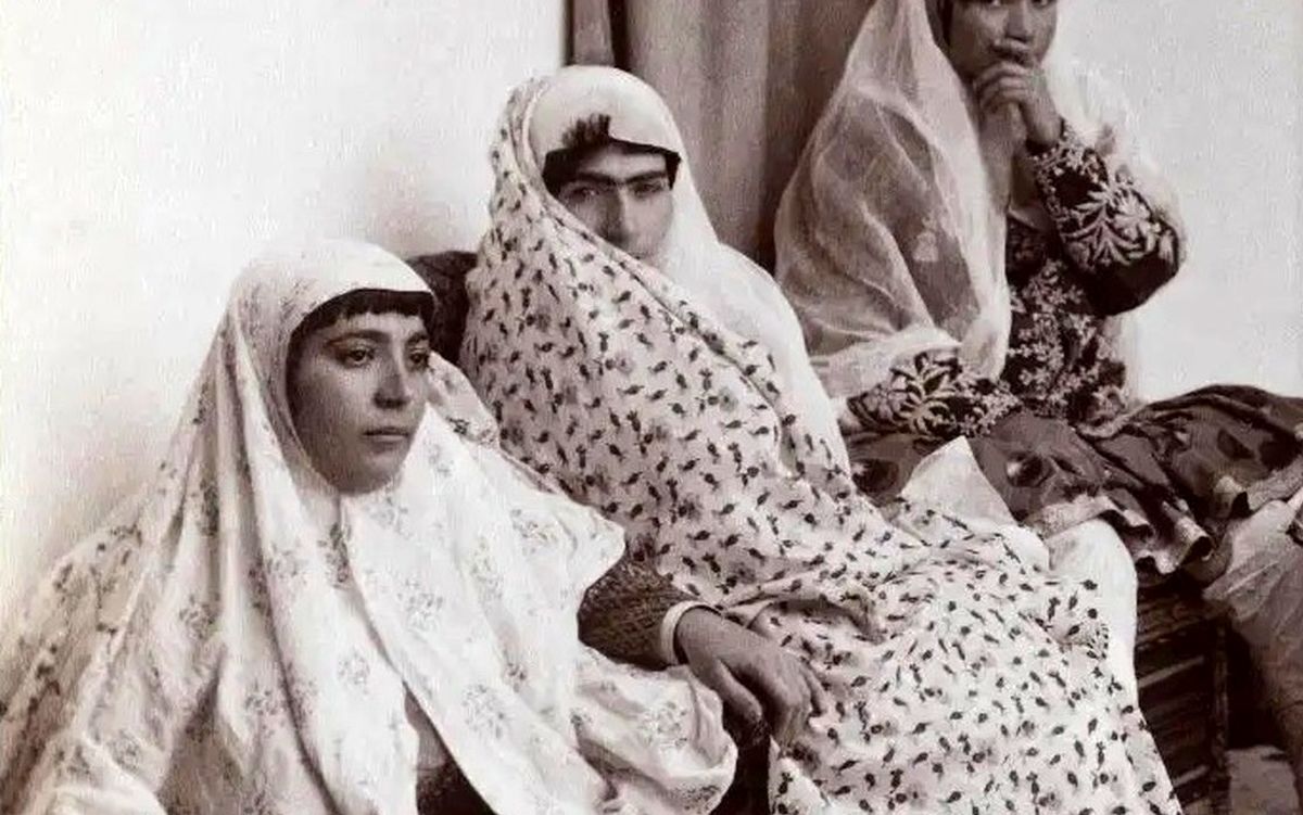سفر به عصر قاجار؛ از «سهچرخهسواری ناصرالدین شاه» تا «ژست مظفرالدین شاه با صندلی سلطنتی»