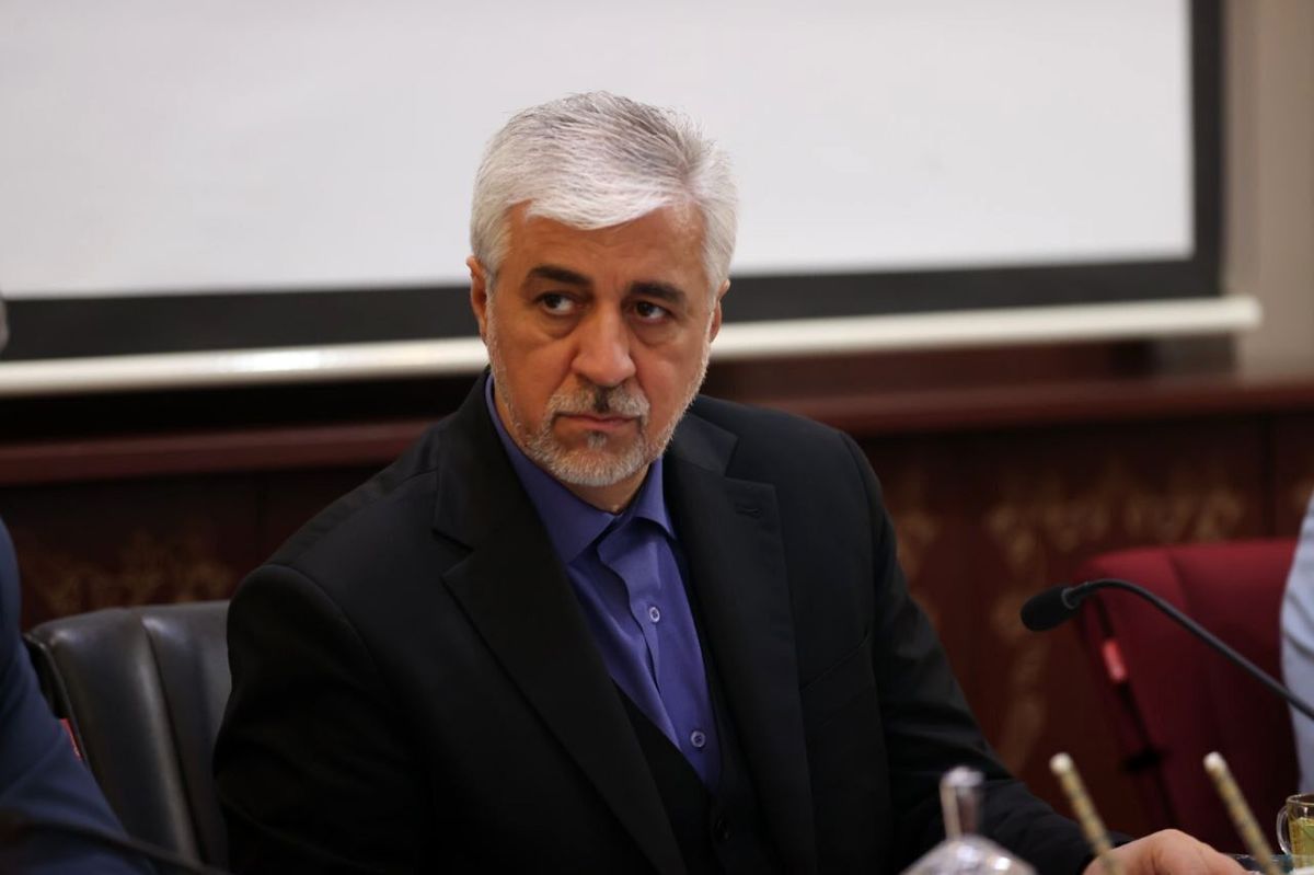 وزیر ورزش ممنوعالملاقات شد