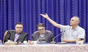 بررسی مواضع فعالان 2 جناح در نشست با رئیس جمهور؛ انتقاد اصلاح‌طلبان، تشویق تندروها/ قوچانی: شبیه یکی از صحنه های سریال پایتخت بود!