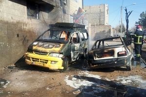 آتش سوزی وحشتناک ۲ دستگاه خودروی سواری در تایباد/ یک کودک دچار سوختگی شد