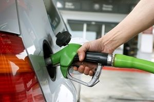 افزایش ۴۰ و ۶۰ درصدی کارمزد جایگاه‌ های عرضه بنزین و سی‌ان‌جی