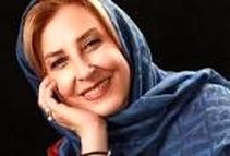 آواز غمگین مرجانه گلچین بر سر مزار مادرش/ ویدئو