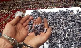 دستگیری ۲۰ عامل توزیع مواد مخدر و پلمب ۵ محل توزیع مواد در سیرجان