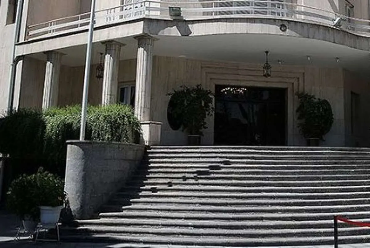 حقوق روسای جمهور ایران چقدر است؟/ حقوق بازنشستگی ۳۵۰ میلیون تومانی واقعیت دارد؟

