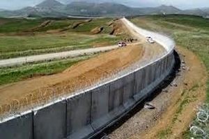 جانشین فرمانده مرزبانی ناجا: دژ شرقی تا یکسال دیگر تکمیل می‌شود/ ویدئو