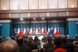 امضای ۱۰ سند همکاری مشترک میان مقامات ایران و ترکیه

