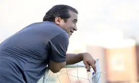 خداداد عزیزی: تا دیروز به قلعه‌نویی ناسزا می‌گفتند، الان چطور اسطوره شد؟/ عده‌ای تن‌شان می‌خارد