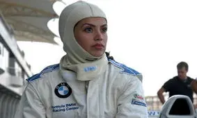 لاله صدیق: اتومبیلرانی ایران دنده عقب می‌رود!

