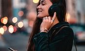 هدفون‌های حذف نویز؛ مراقب این مشکل برای سلامت‌تان باشید