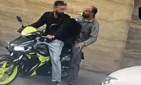 سرقت 40 ثانیه‌ای از خودرویی در خیابان دماوند تهران/ پیام عجیب مالباخته: اگر اموالم را پس ندهید چهره تان منتشر می شود/ ویدئو 