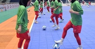 حرکات نمایشی ملی‌ پوشان فوتسال زنان ایران در اولین تمرینشان در چین/ ویدئو