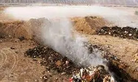 خانواده های نفت بیشترین ضرر را از آلودگی دیدند/ متولی اصلی زباله های شهری، شهرداری است نه نفت