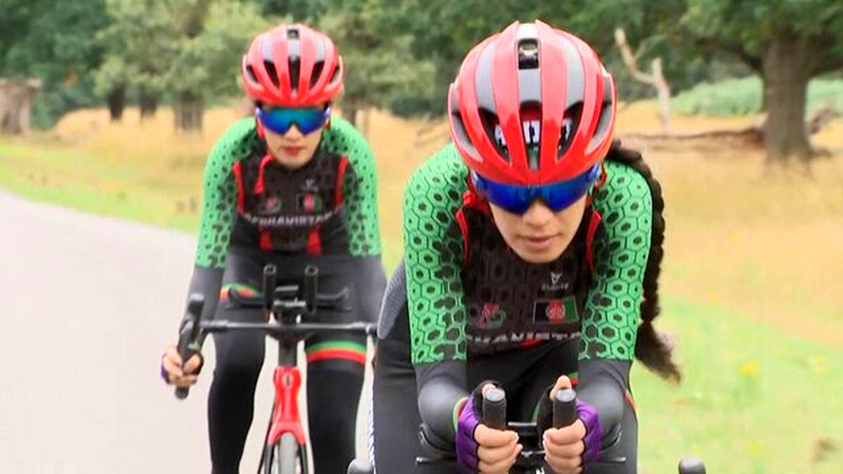  فرار از طالبان و حضور در قهرمانی جهان توسط 2 دختر دوچرخه سوار افغانستانی 