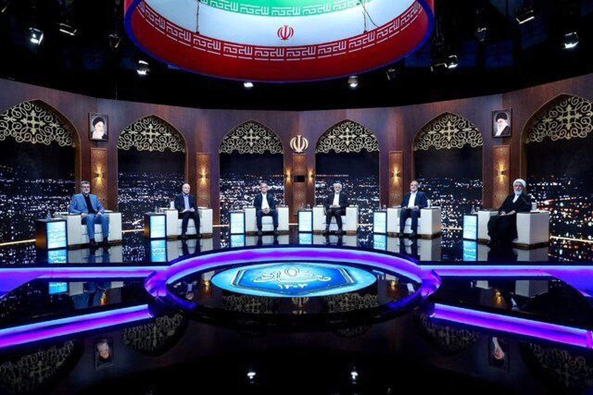 نظرسنجیای که مقام سابق صداوسیما منتشر کرد/ پزشکیان از قالیباف و جلیلی پیشی گرفت