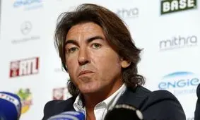 پاسخ سرمربی پرتغالی استقلال به رفتار عجیبش در بازی مقابل ملوان/ ویدئو