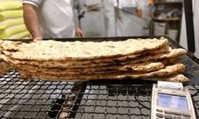 نان در مشهد شبانه گران شد