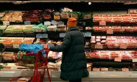 تصاویر تلخ از غارت فروشگا‌ها توسط برخی افراد در ترکیه/ ویدئو