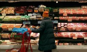 تصاویر تلخ از غارت فروشگا‌ها توسط برخی افراد در ترکیه/ ویدئو