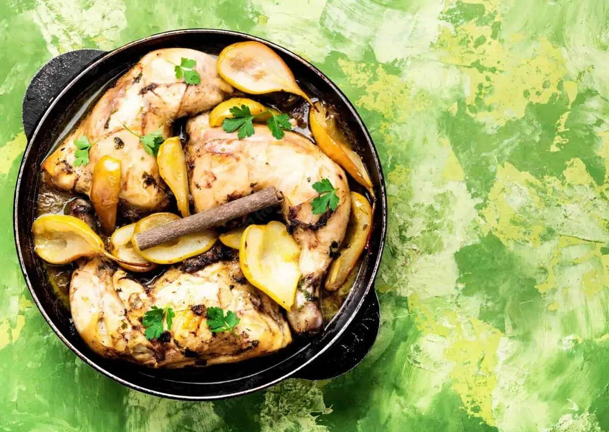 طرز تهیه خورش گلابی به روش‌های متفاوت

