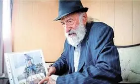 تشییع پیکر پهلوان «خلیل عقاب»