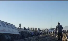 خروج قطار تهران به کرمان از ریل/ ۳۰ نفر مصدوم شدند 