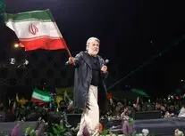 قیصر خطاب به شاهین نجفی: تا ابد بازنده شما وطن‌فروش‌ها هستید/ اندازه قواره‌ات حرف بزن/ ویدئو
