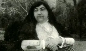 سفر به عصر قاجار؛ از «ناهار ناصرالدین شاه در حوضخانه» تا «ژست دختر ناصرالدین شاه در باغ»