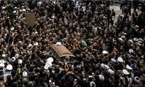تصویری دیده نشده از غش کردن در تشییع هاشمی
