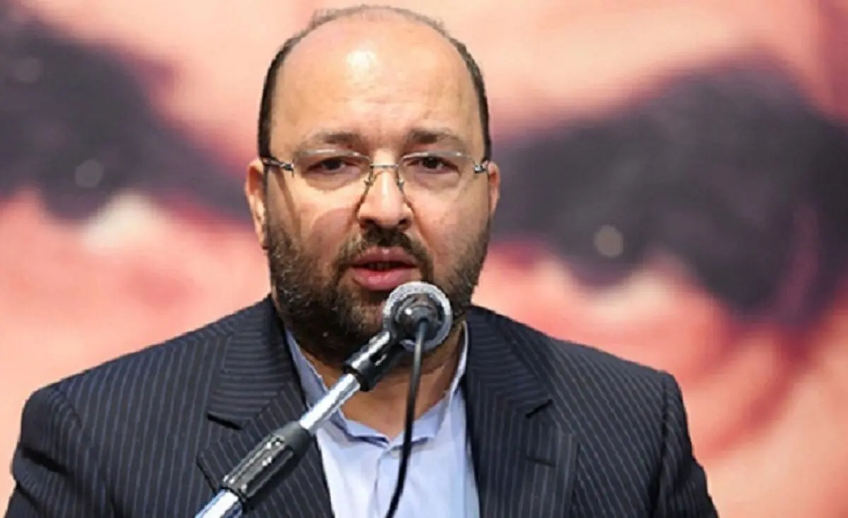 اینکه برخی می گویند جنگ هزینه ندارد و به نفع کشور است، عوام فریبی بیش نیست